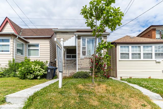 225 Prescott Ave