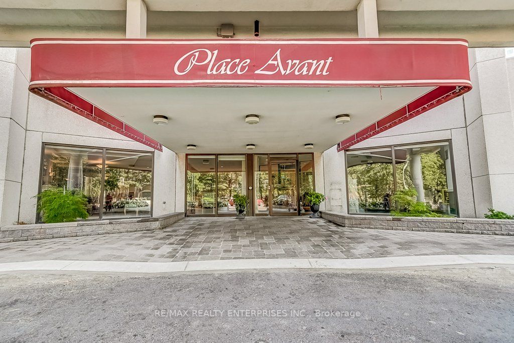 3700 Kaneff Cres, #503