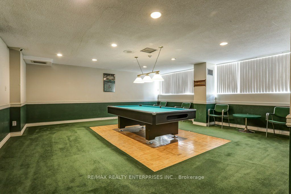 3700 Kaneff Cres, #503