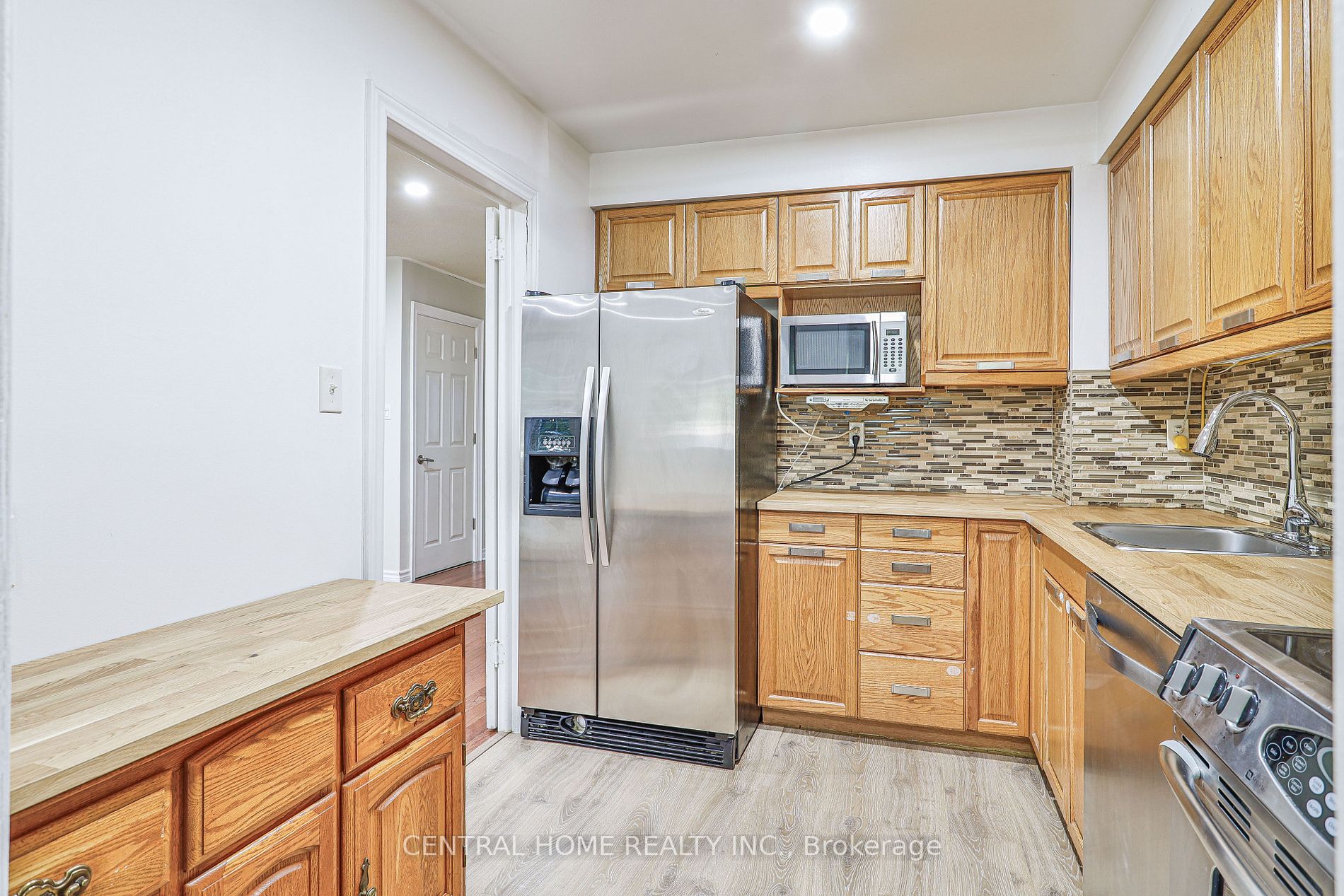 3563 Autumnleaf Cres