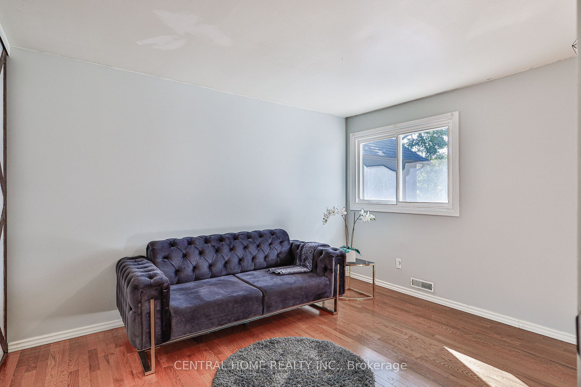 3563 Autumnleaf Cres