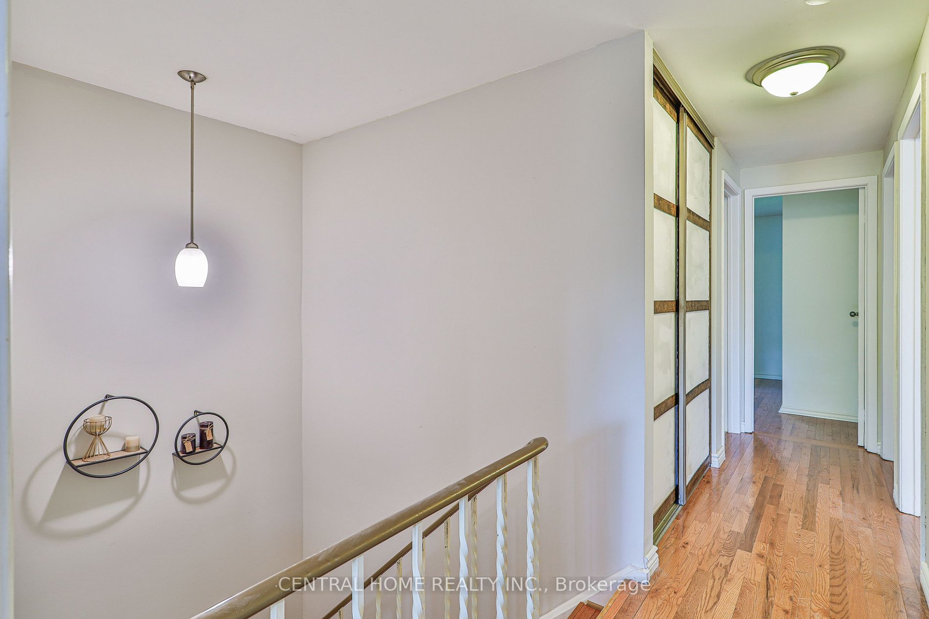 3563 Autumnleaf Cres