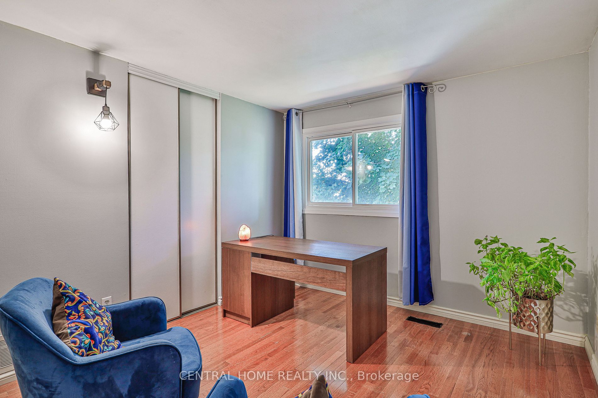 3563 Autumnleaf Cres