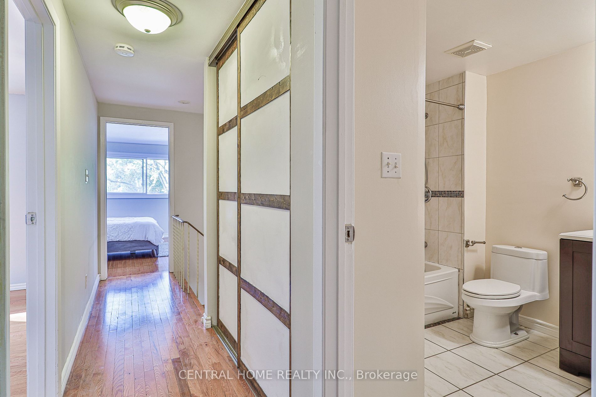 3563 Autumnleaf Cres