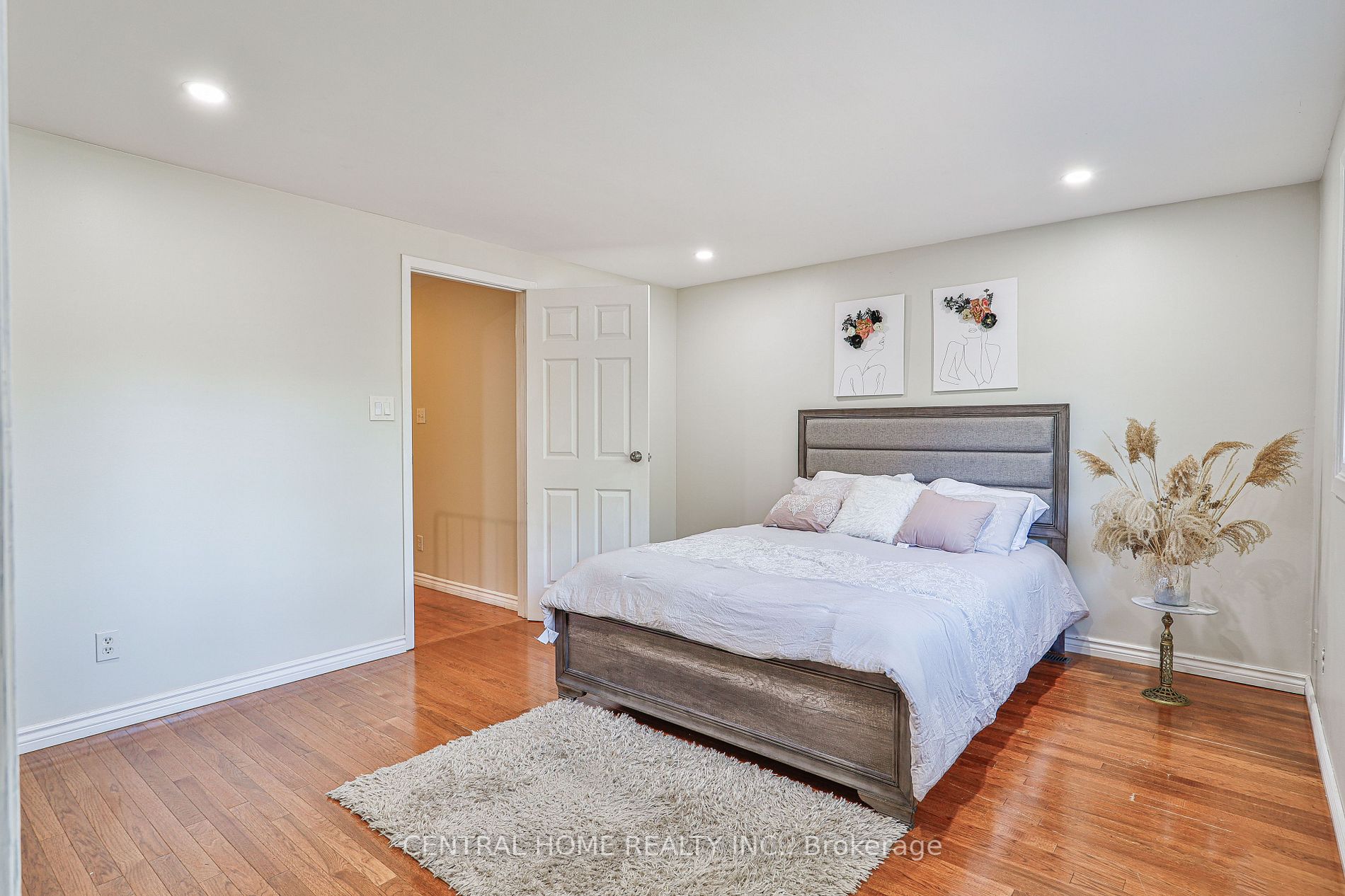 3563 Autumnleaf Cres
