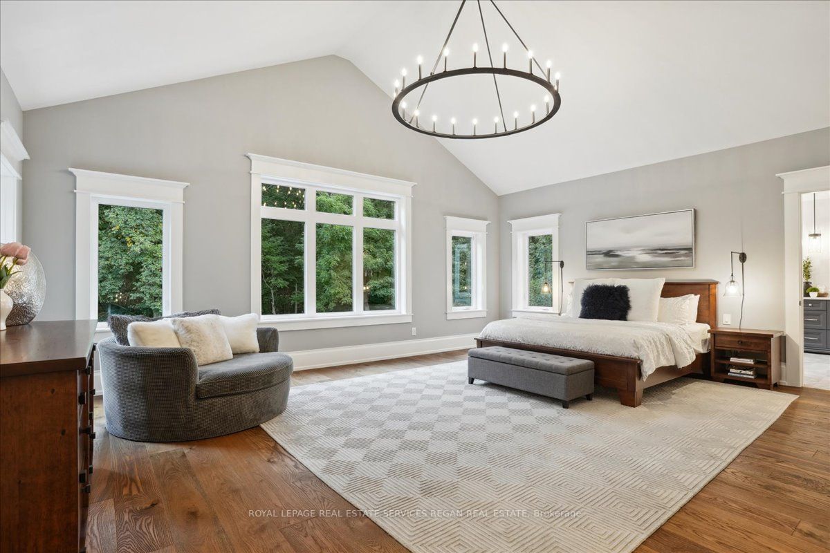 58 Park Ave E