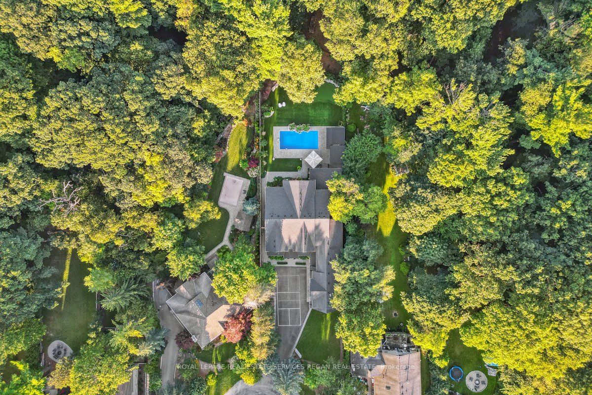 58 Park Ave E