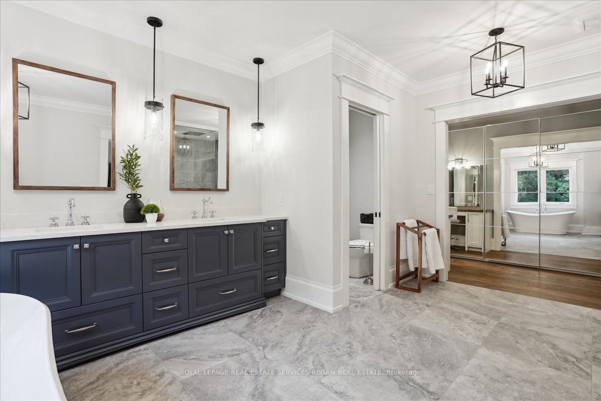 58 Park Ave E