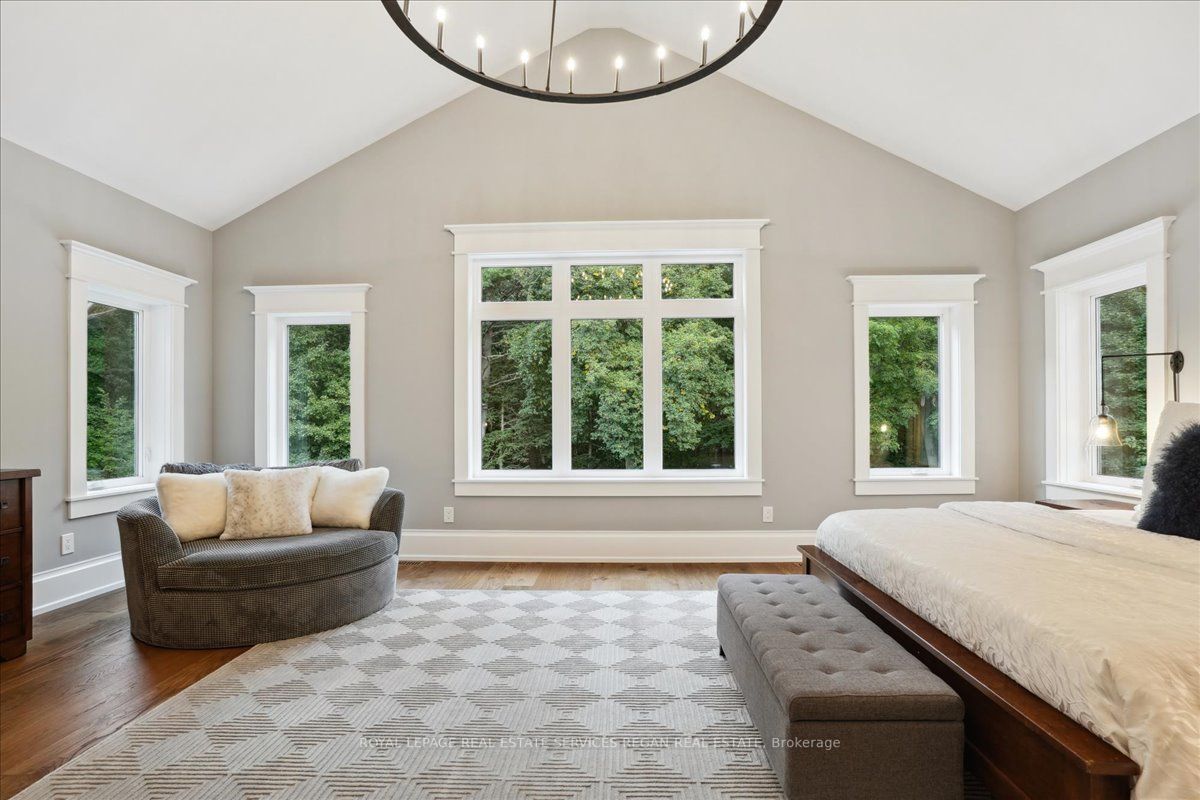 58 Park Ave E