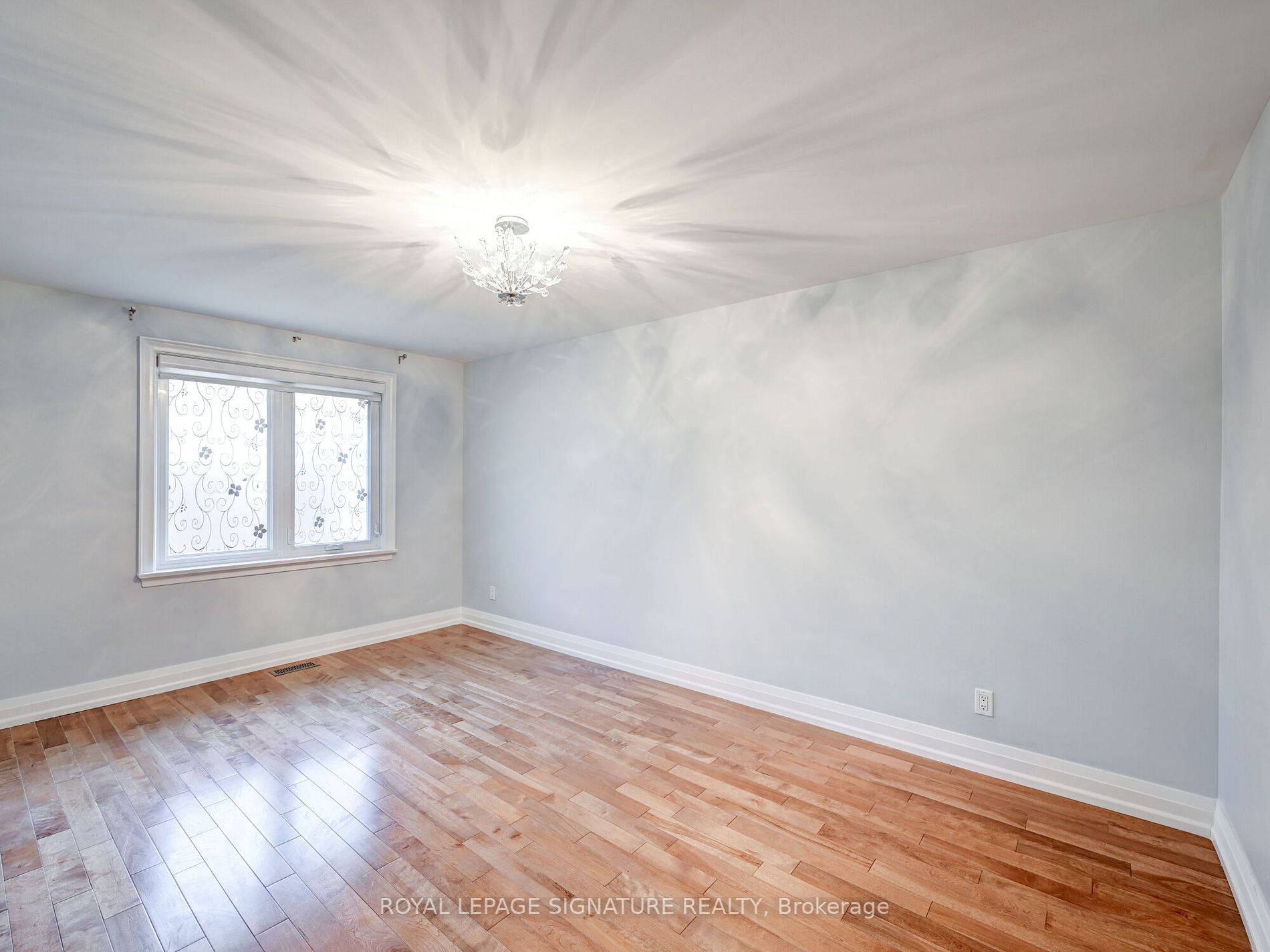 30 Letchworth Cres
