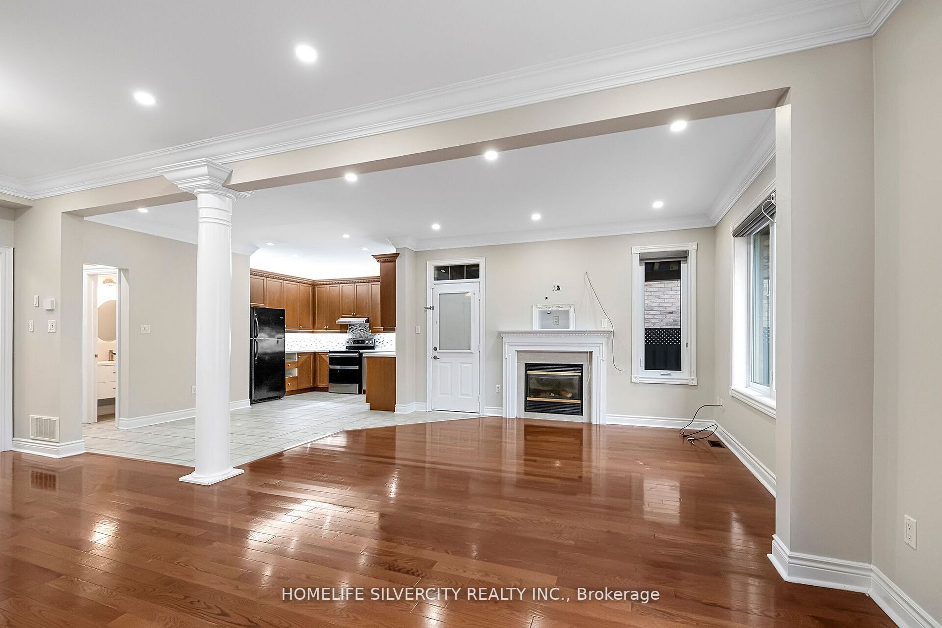 68 Angelucci Dr