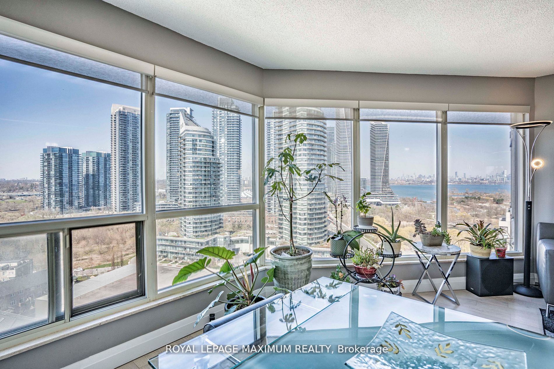 2269 Lake Shore Blvd W, #2102