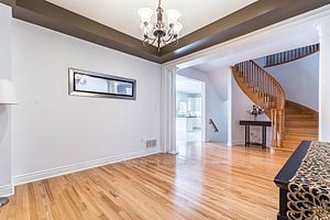 10 Godliman Rd
