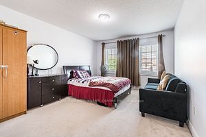 10 Godliman Rd