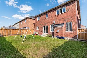 10 Godliman Rd