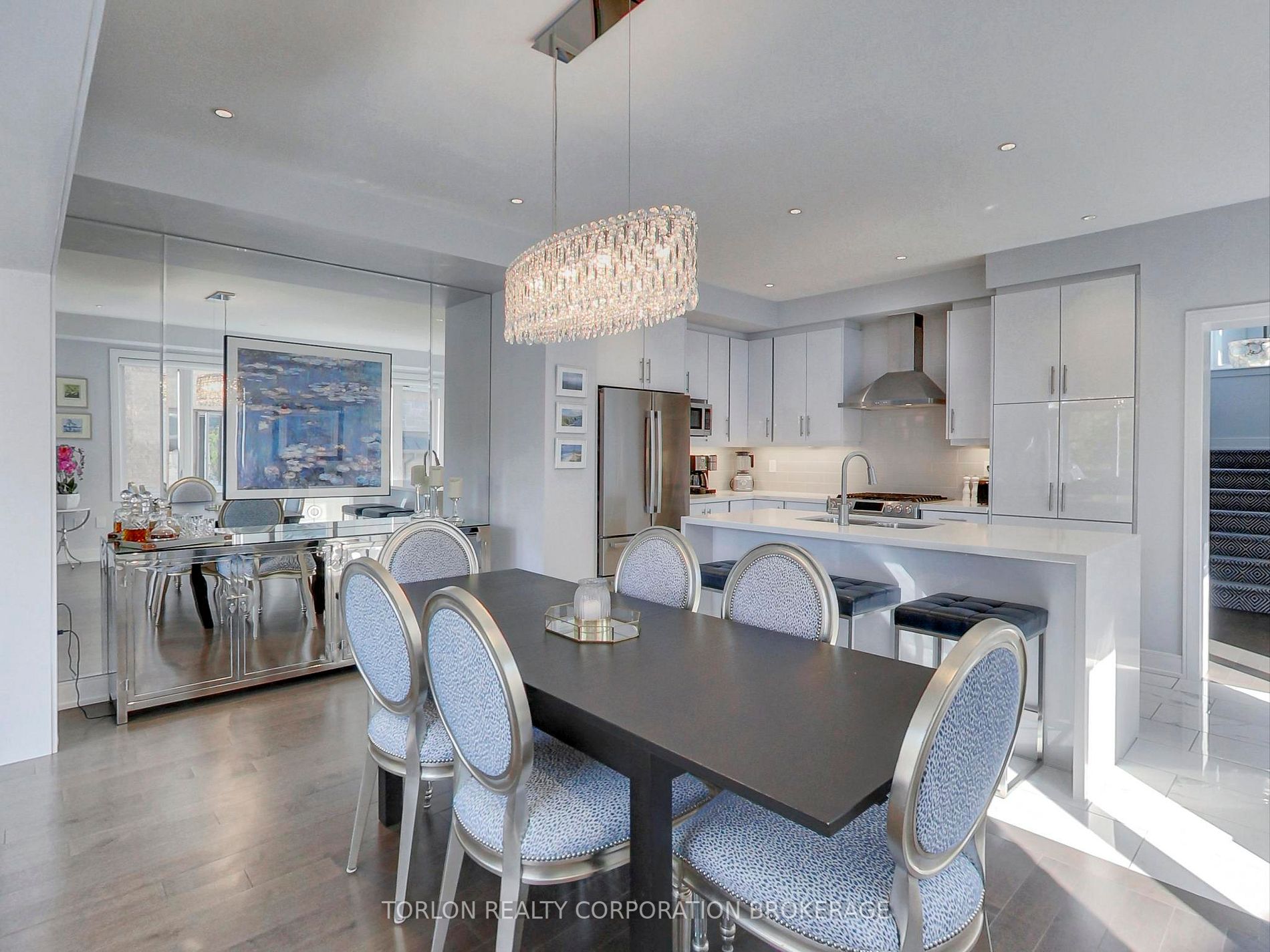 1076 Beachcomber Rd