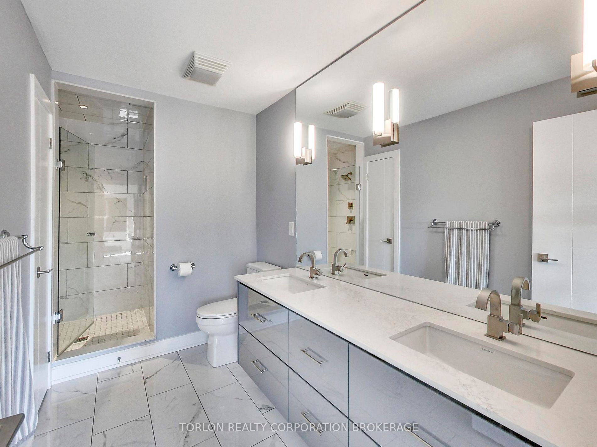 1076 Beachcomber Rd