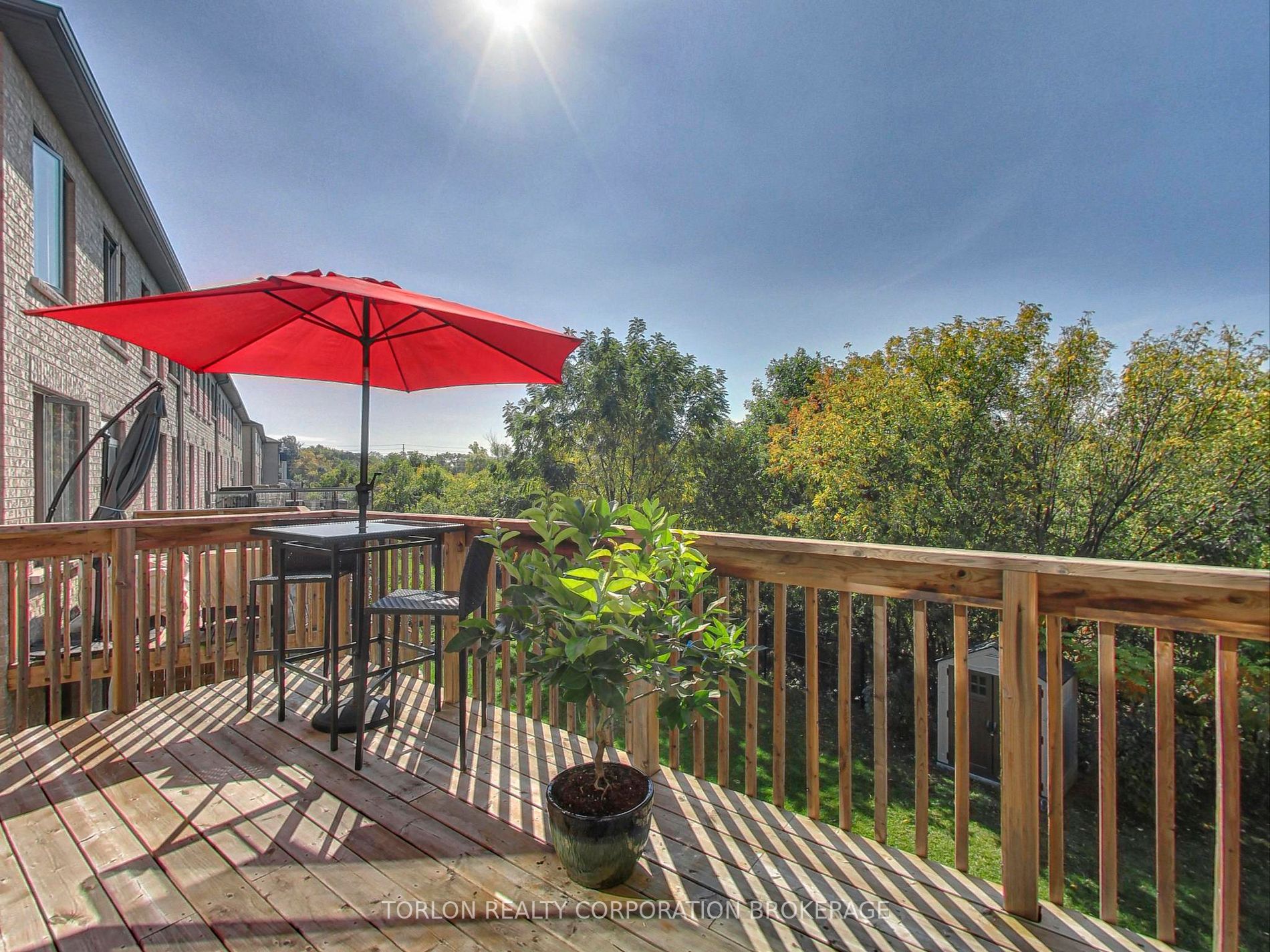 1076 Beachcomber Rd