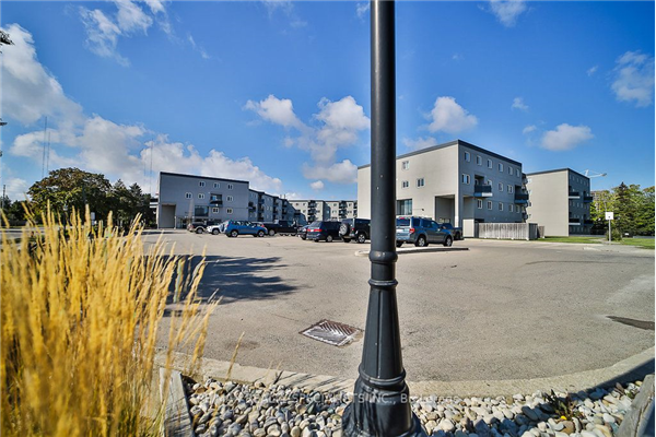 2001 Bonnymede Dr, Mississauga