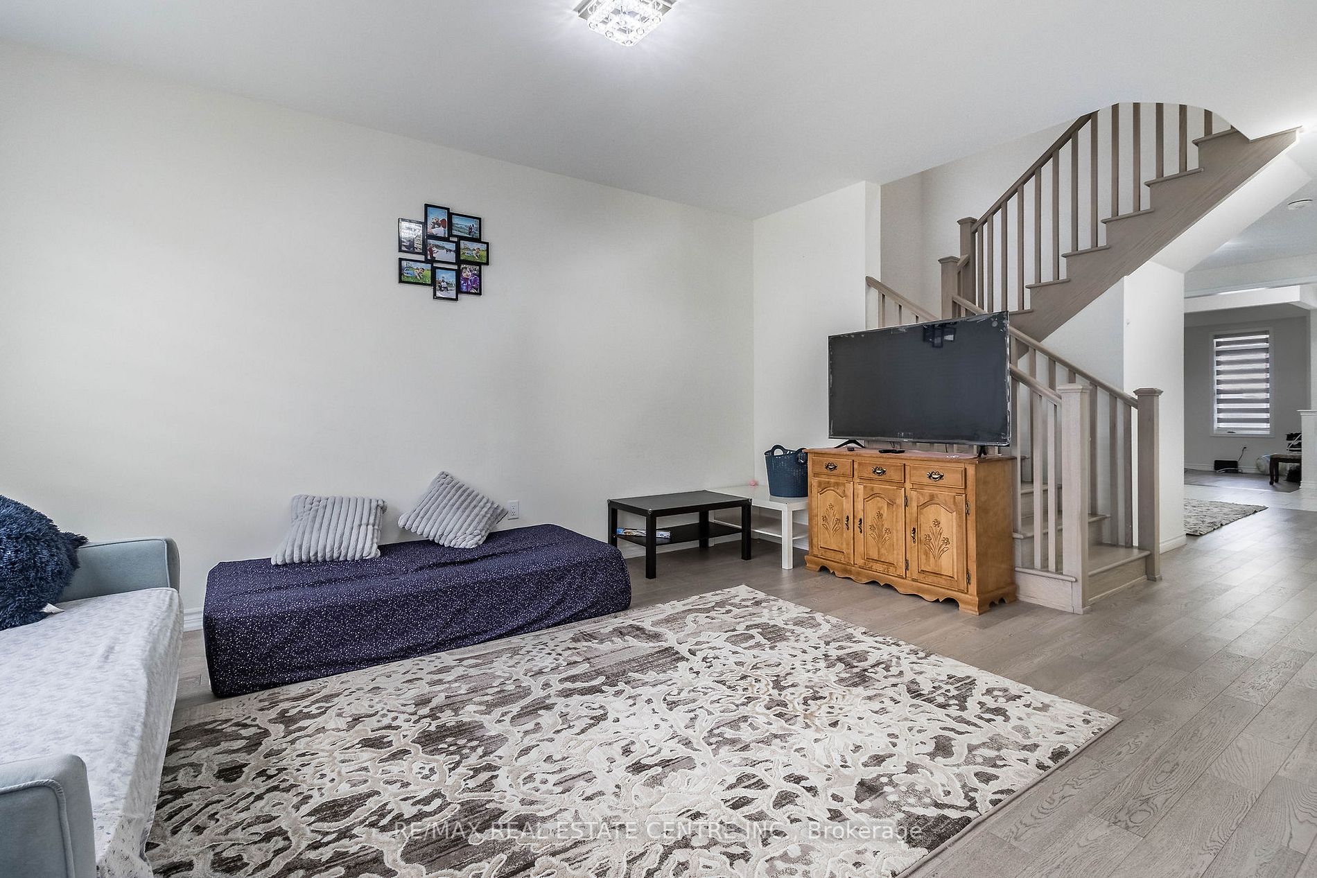 72 Circus Cres