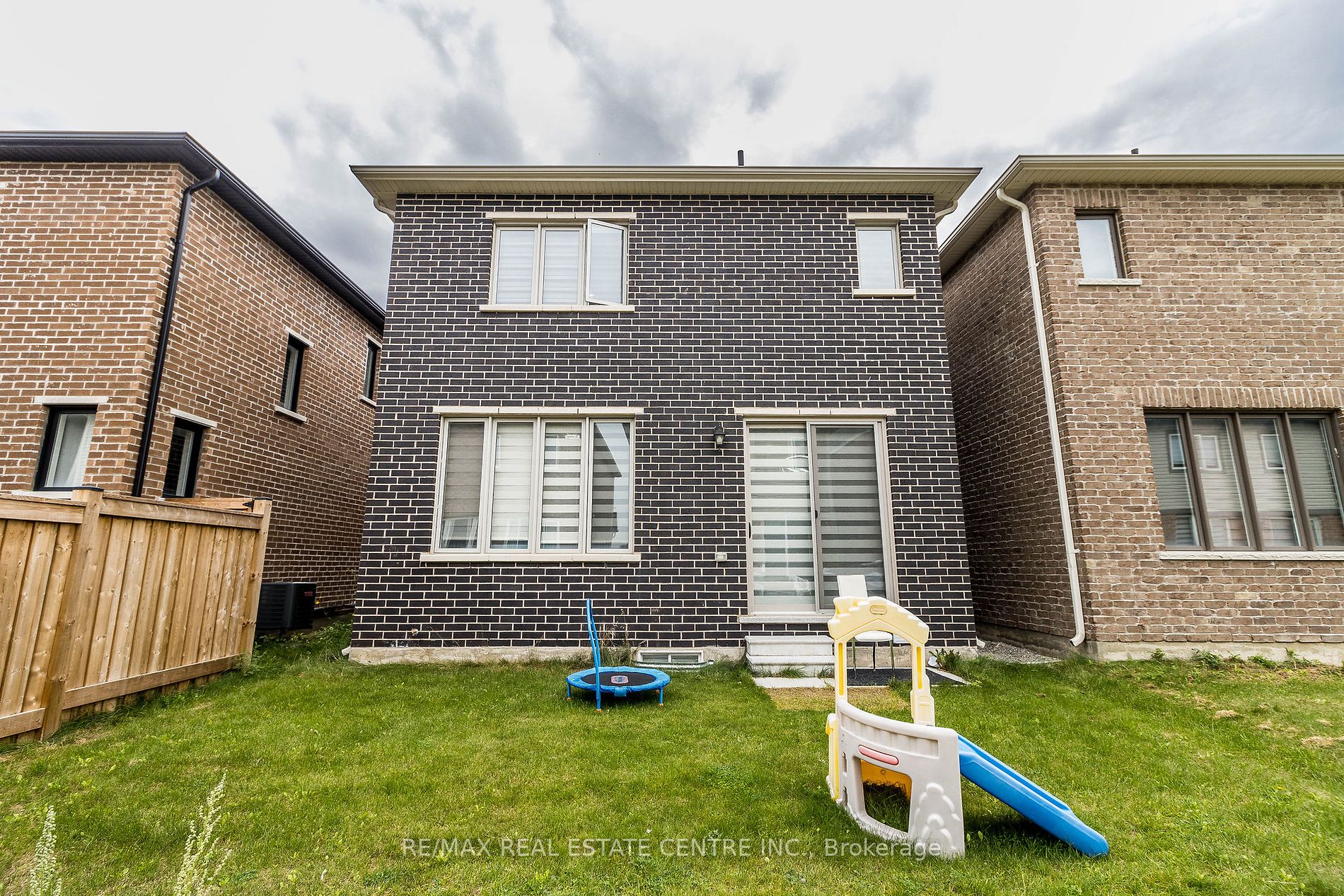 72 Circus Cres
