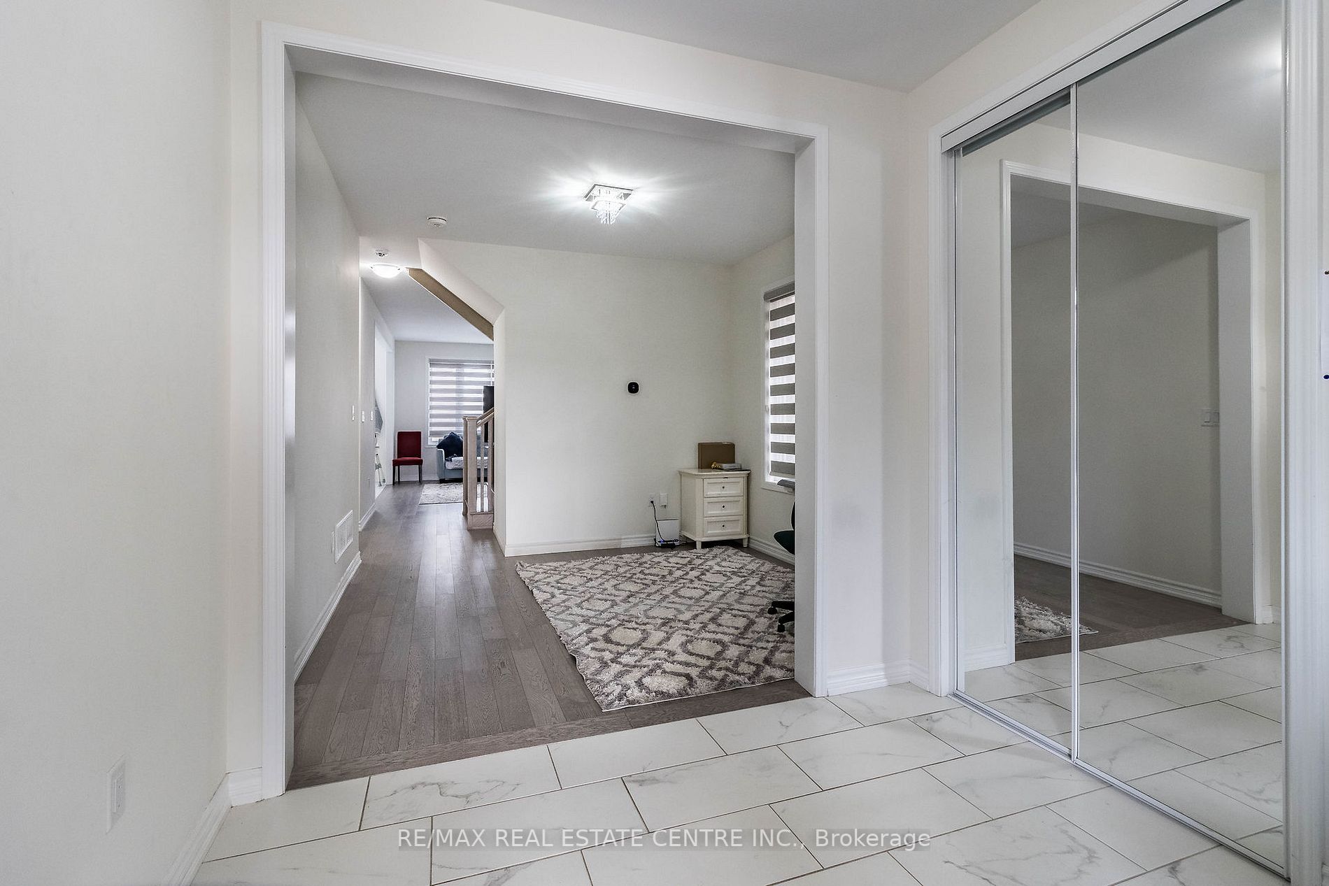 72 Circus Cres