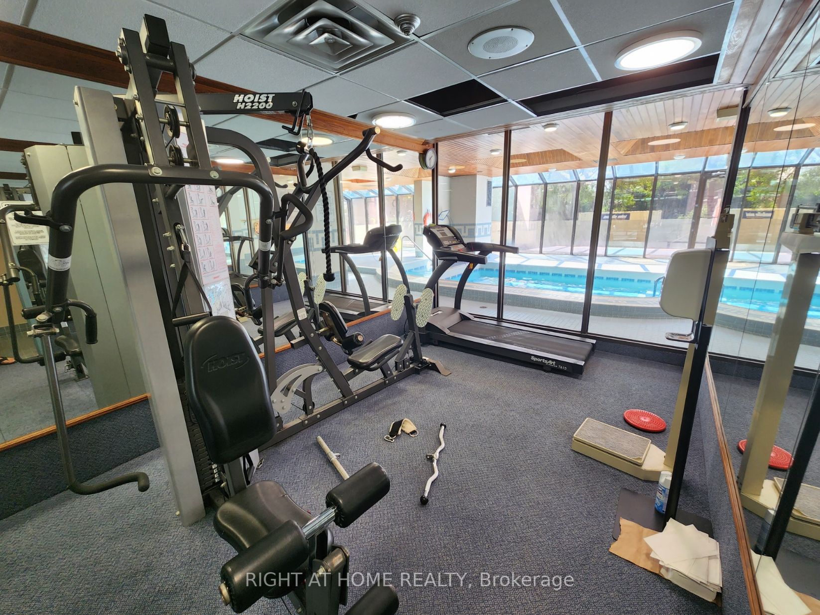 1360 Rathburn Rd E, #1104