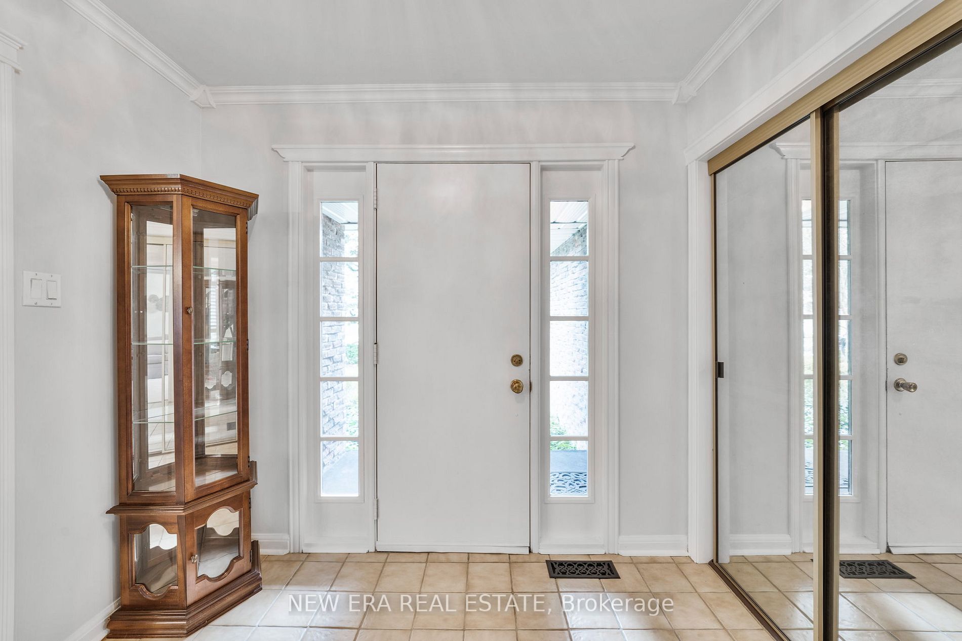 822 Catcay Court