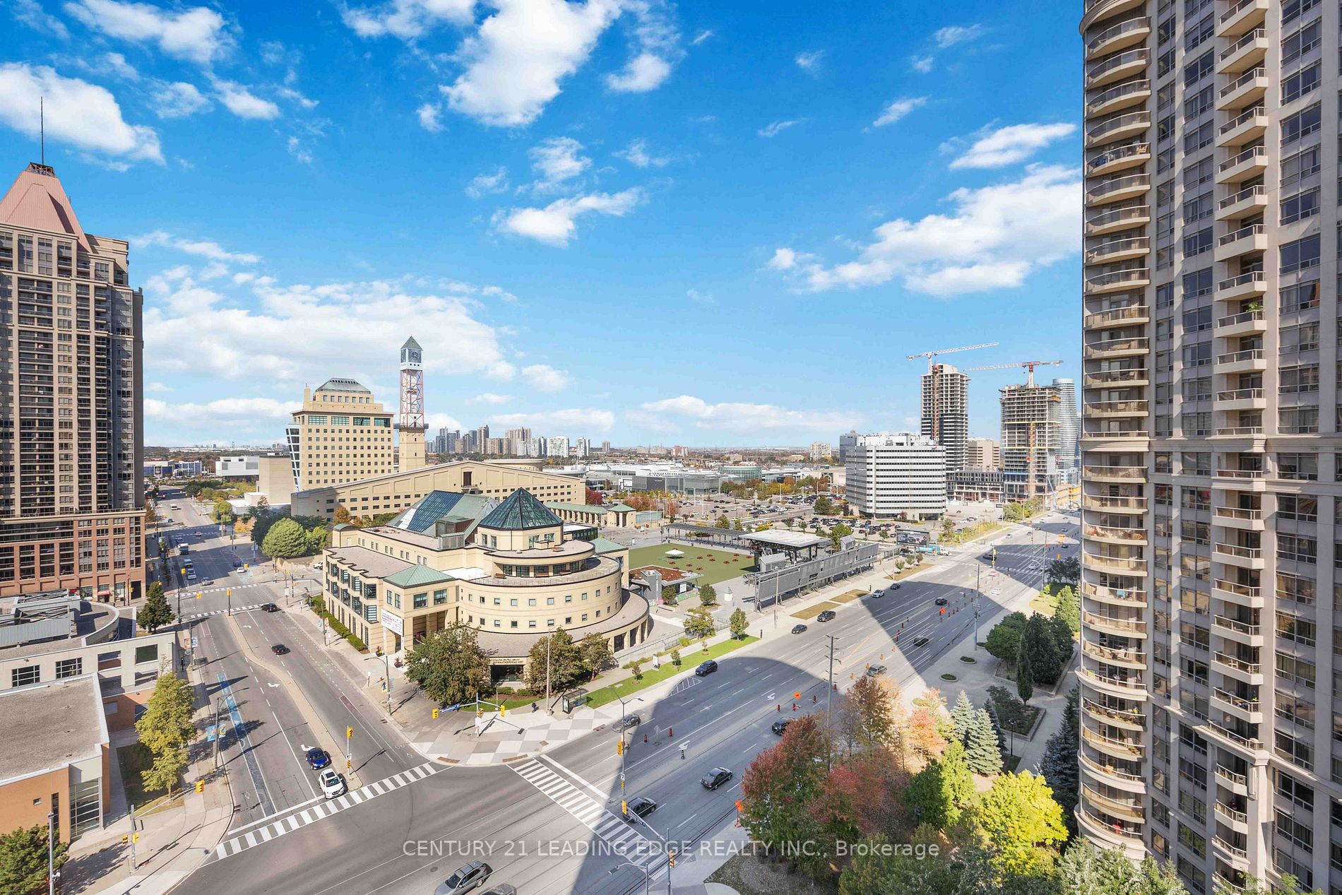 330 Burnhamthorpe Rd W, #1506