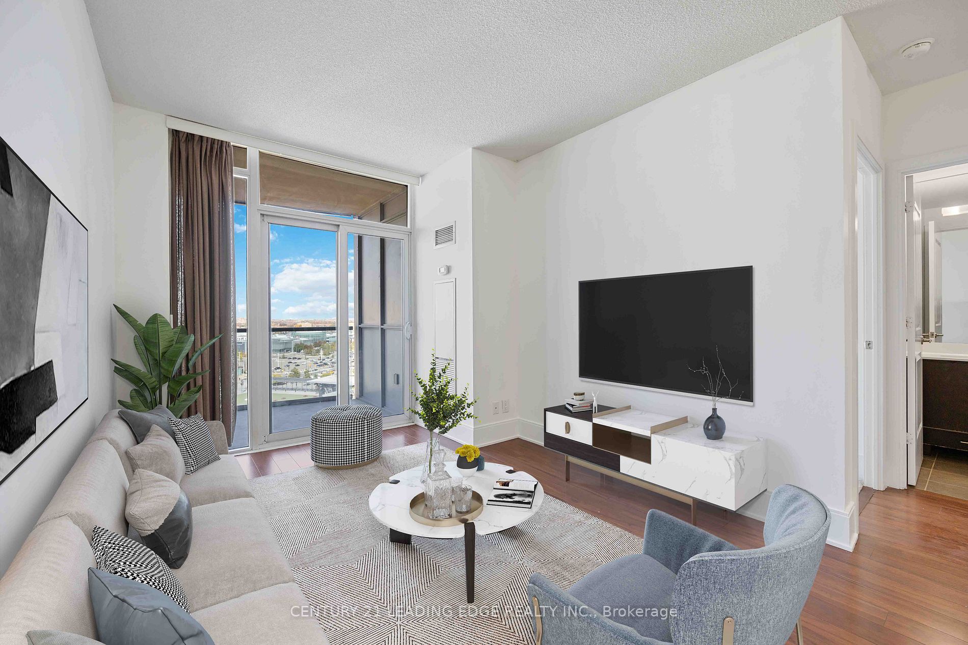 330 Burnhamthorpe Rd W, #1506