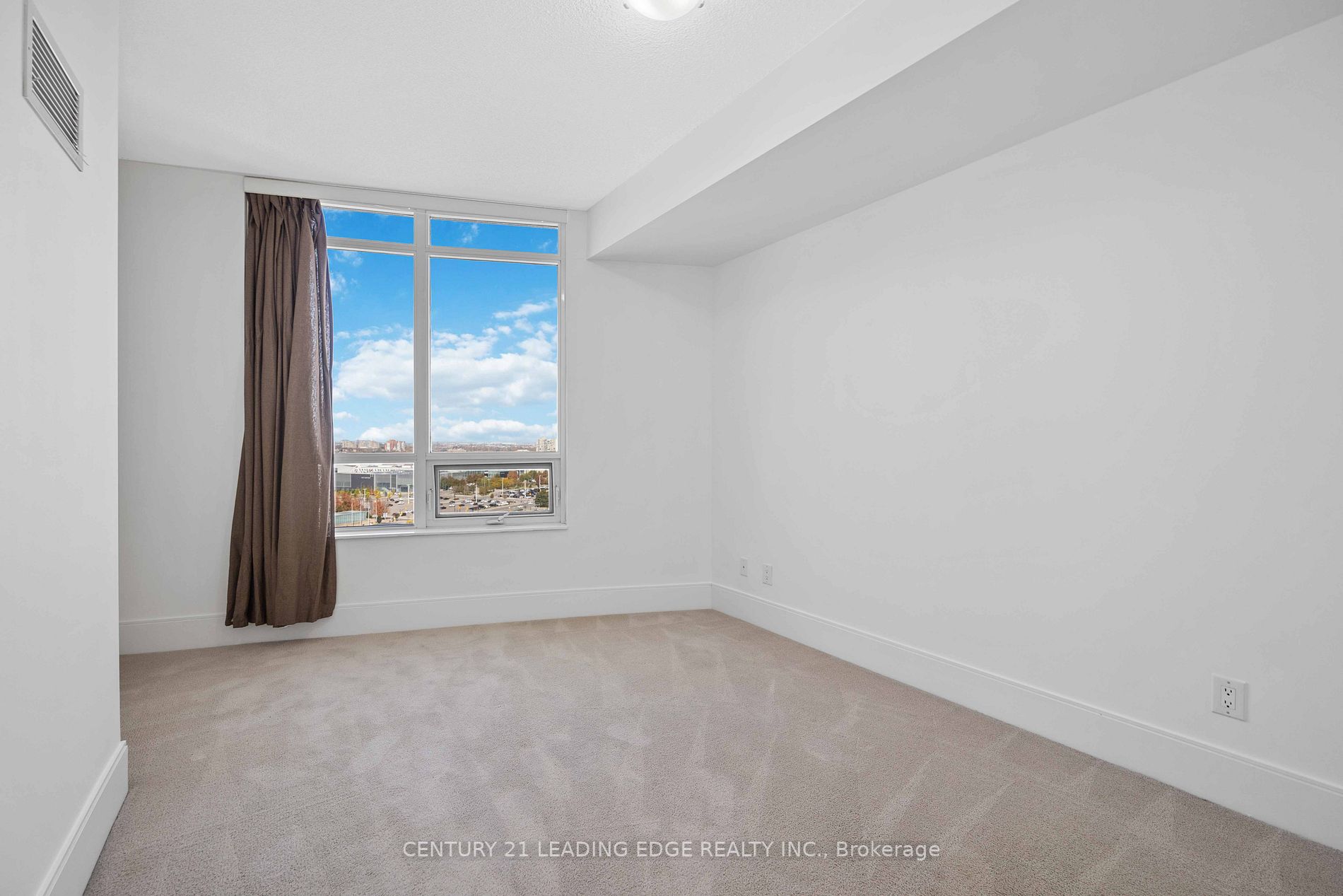 330 Burnhamthorpe Rd W, #1506