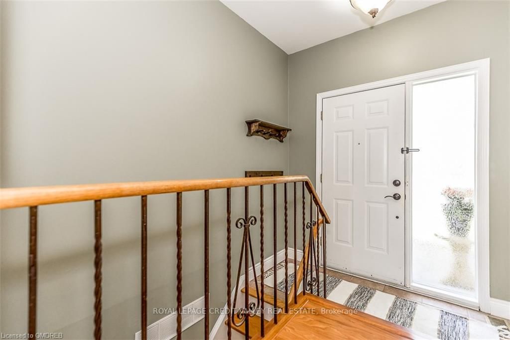 152 Cornwall Hts
