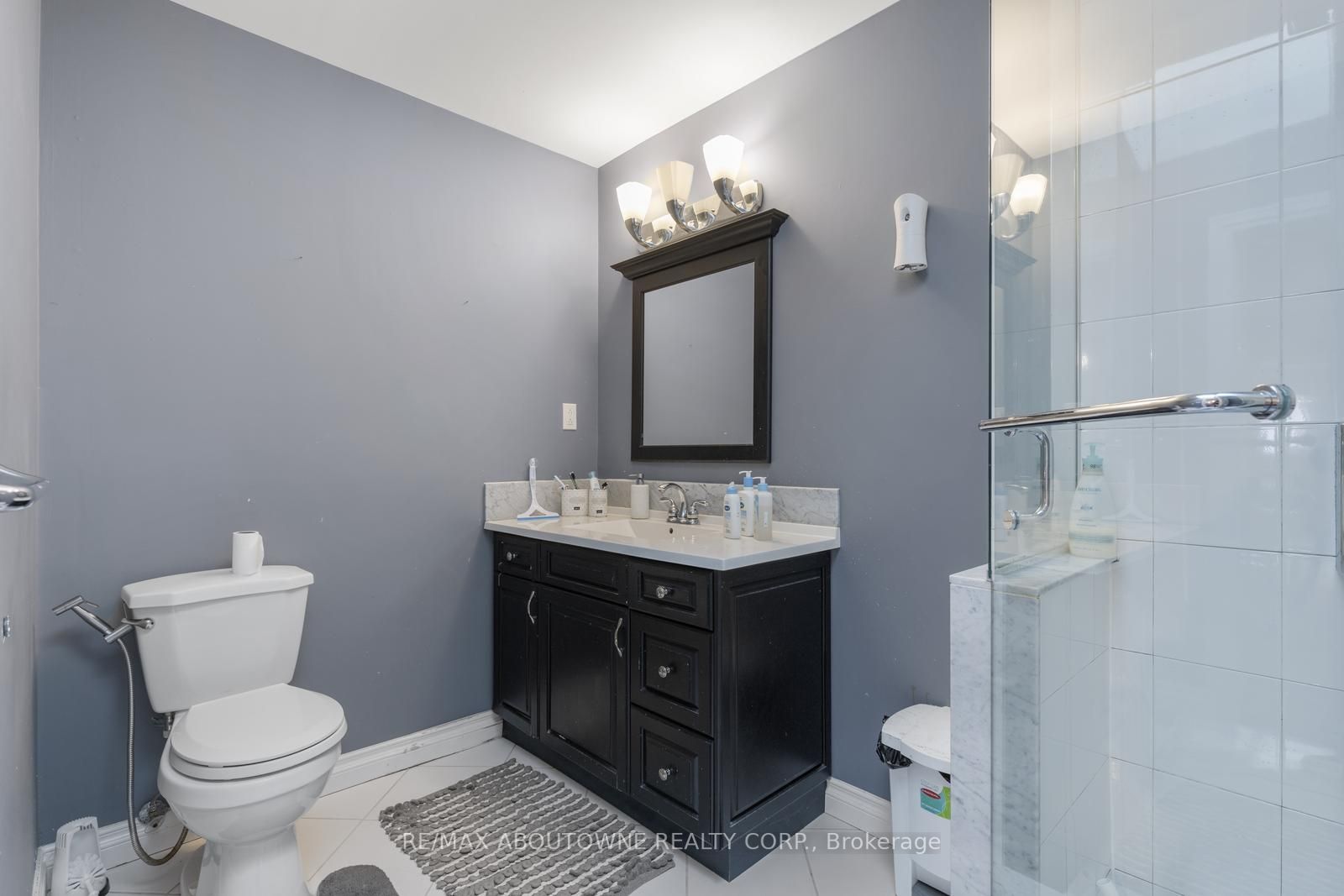 3125 Pinemeadow Dr, #25