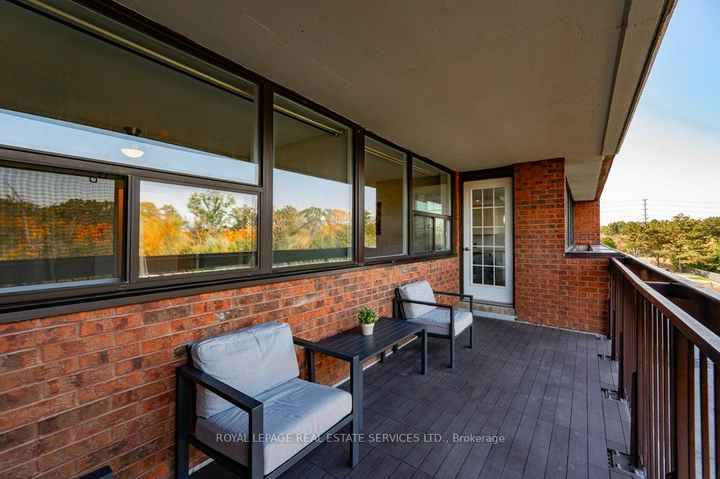 3501 Glen Erin Dr, #301