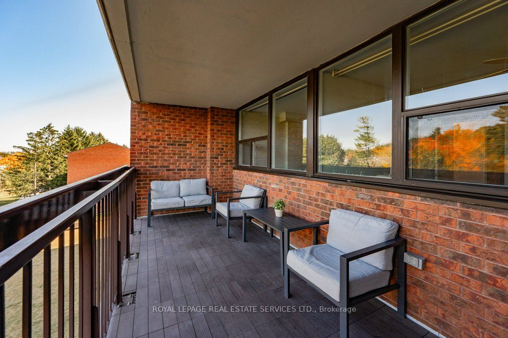 3501 Glen Erin Dr, #301