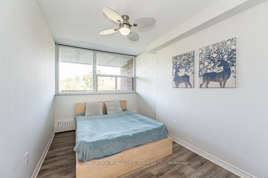 3501 Glen Erin Dr, #301