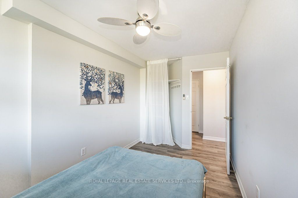 3501 Glen Erin Dr, #301