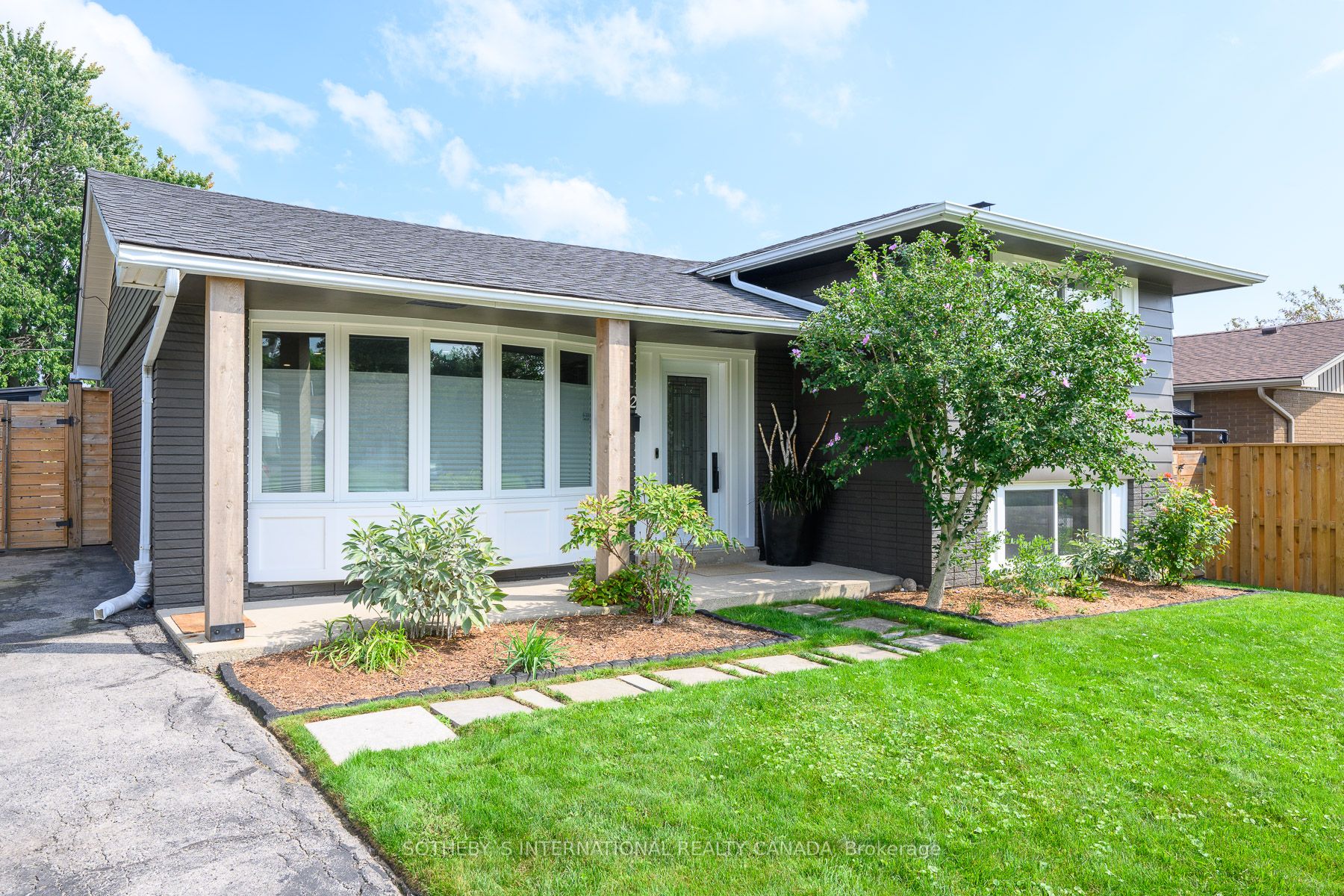 2142 Meadowbrook Rd