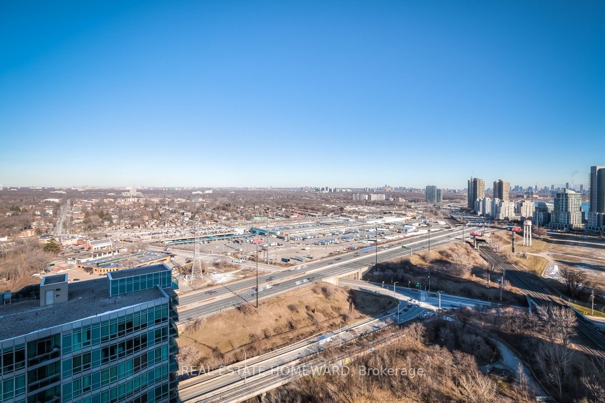 165 Legion Rd N, #2734