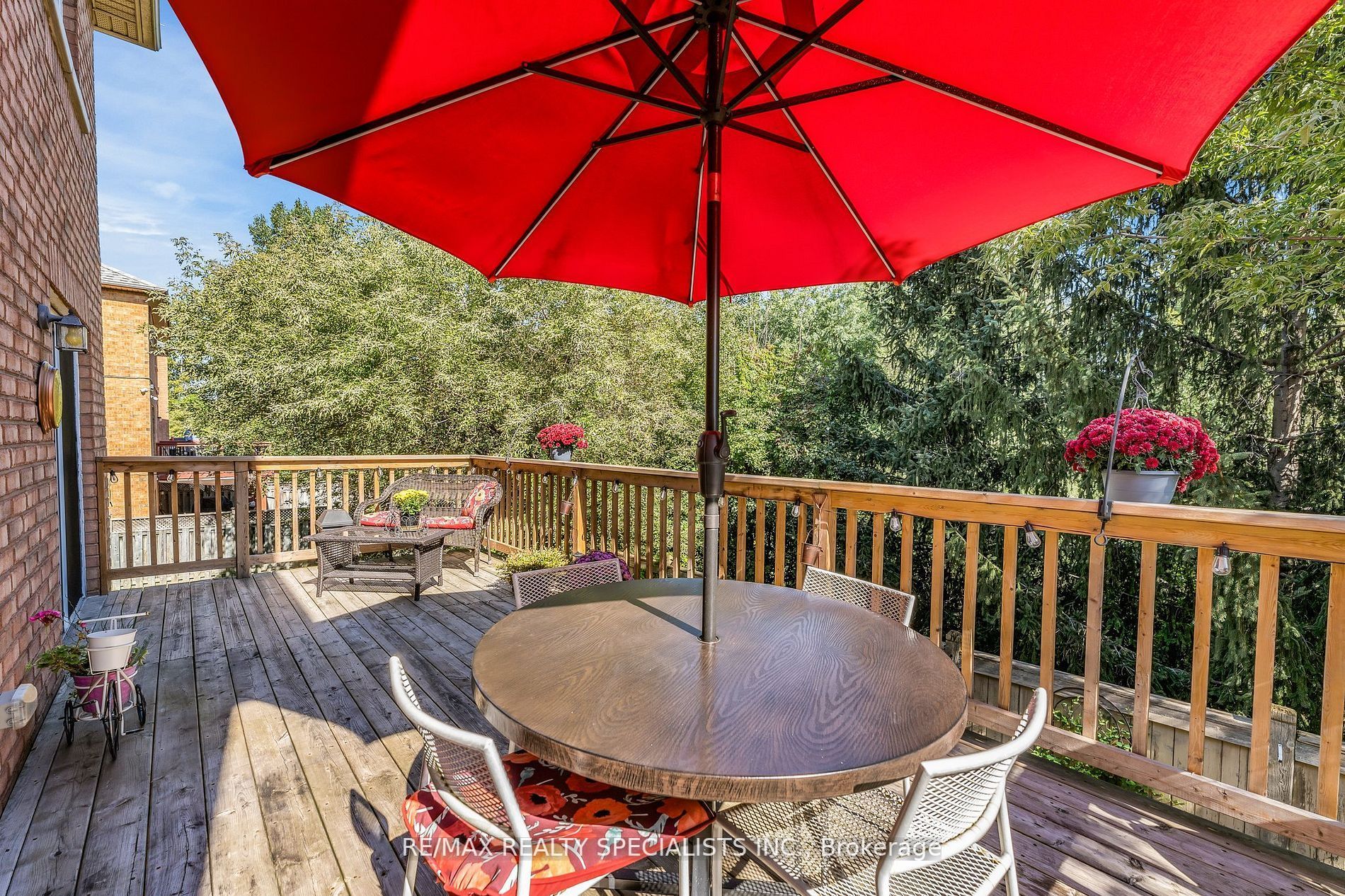 48 Charleswood Circle