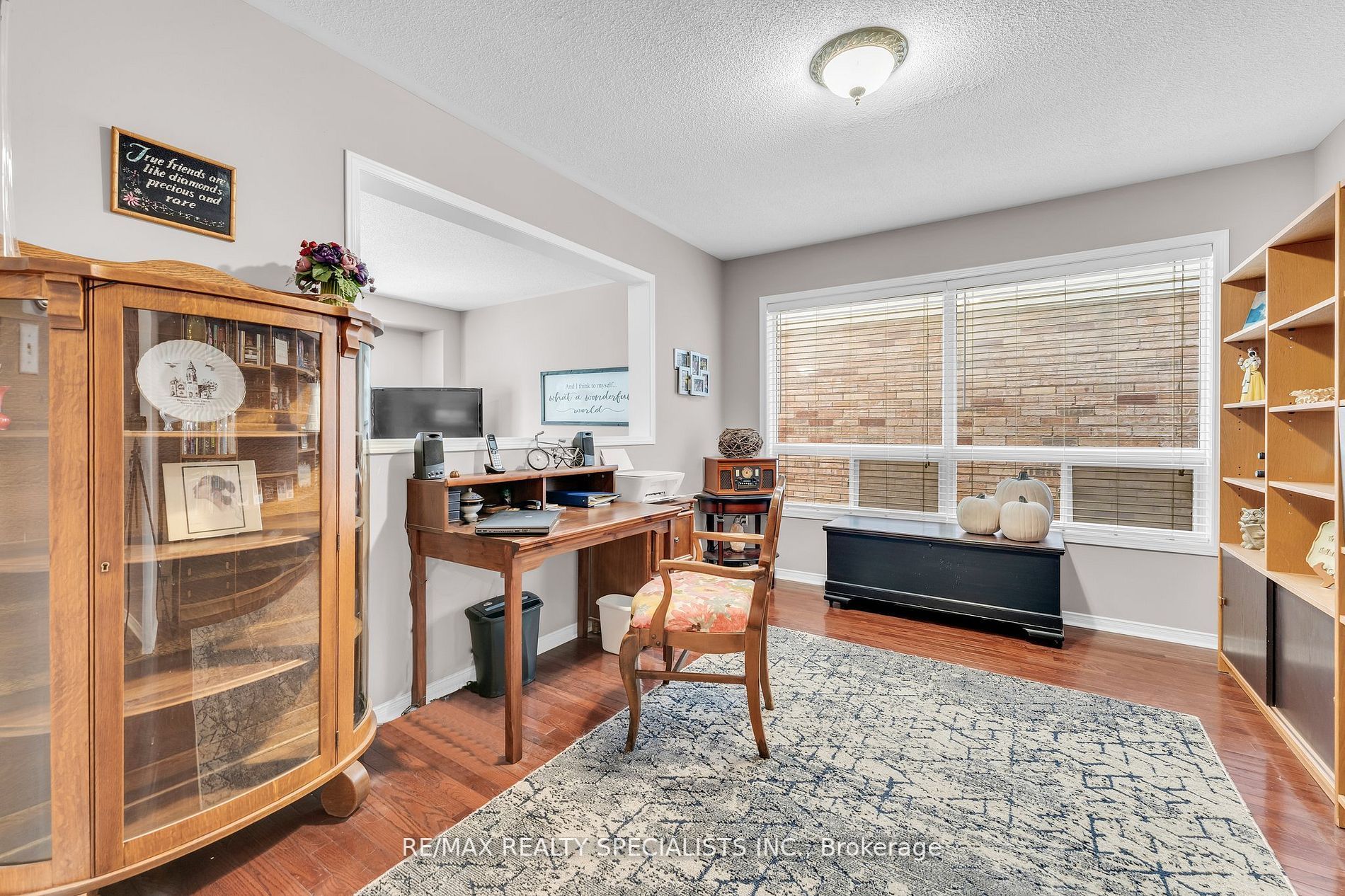 48 Charleswood Circle