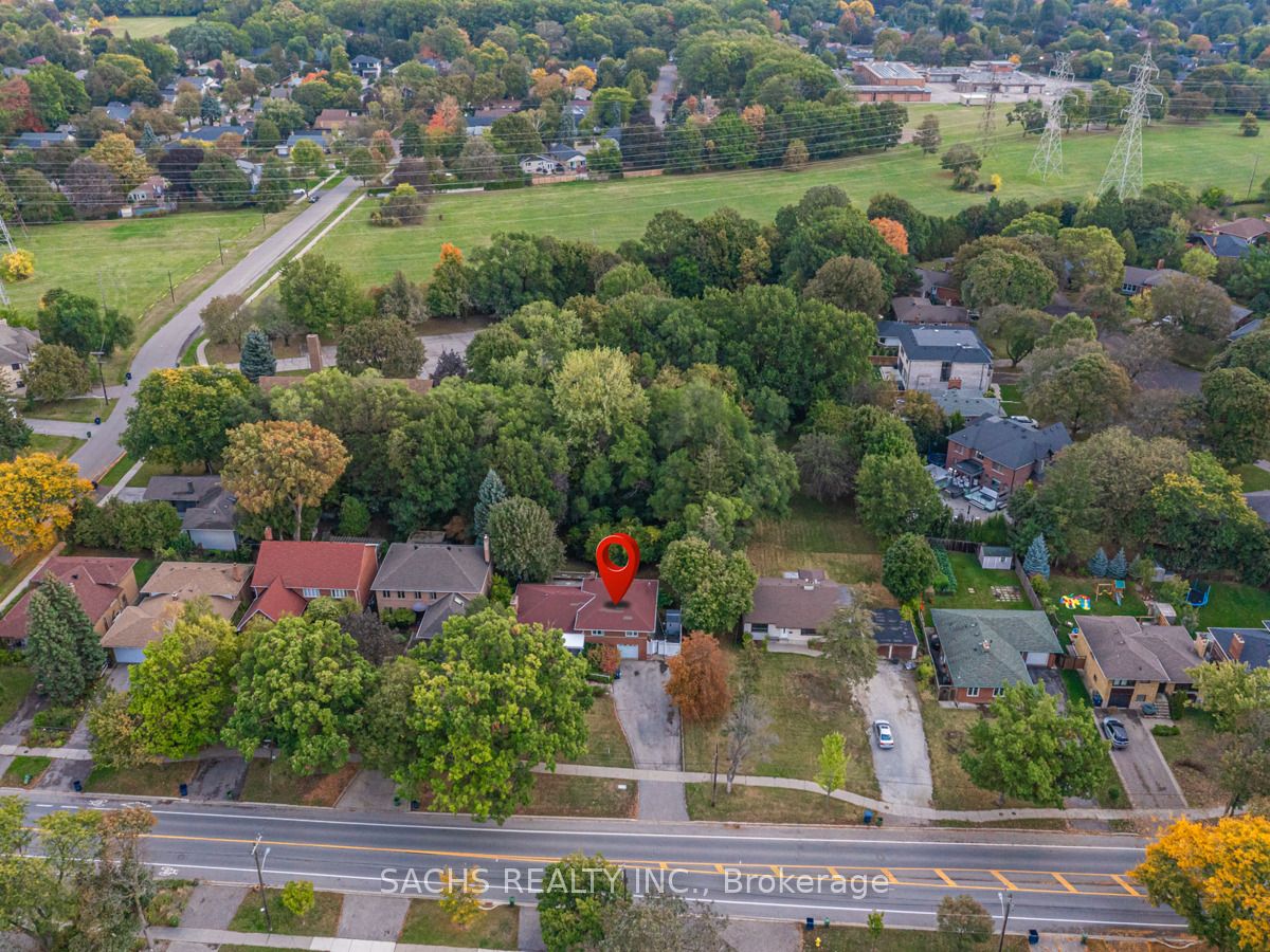 419 Martin Grove Rd