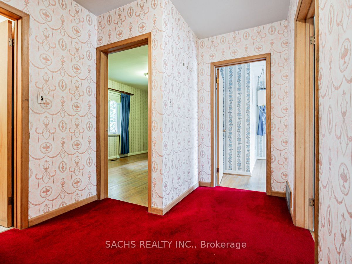 419 Martin Grove Rd