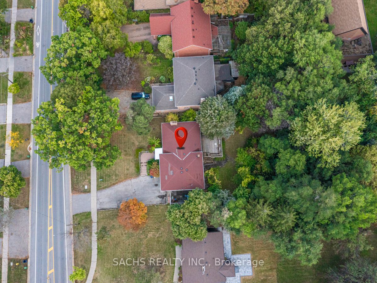 419 Martin Grove Rd