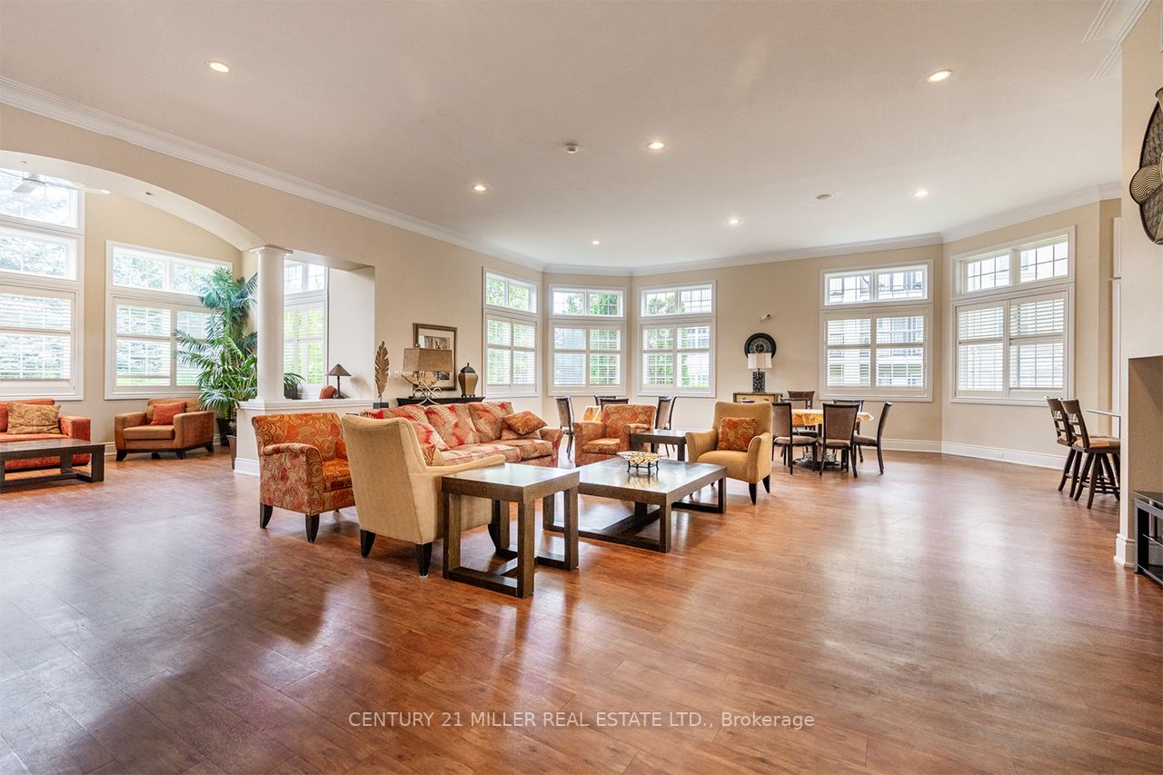1483 Maple Avenue, #410