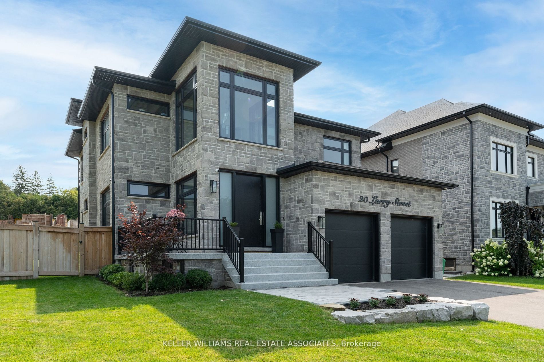 20 Larry St