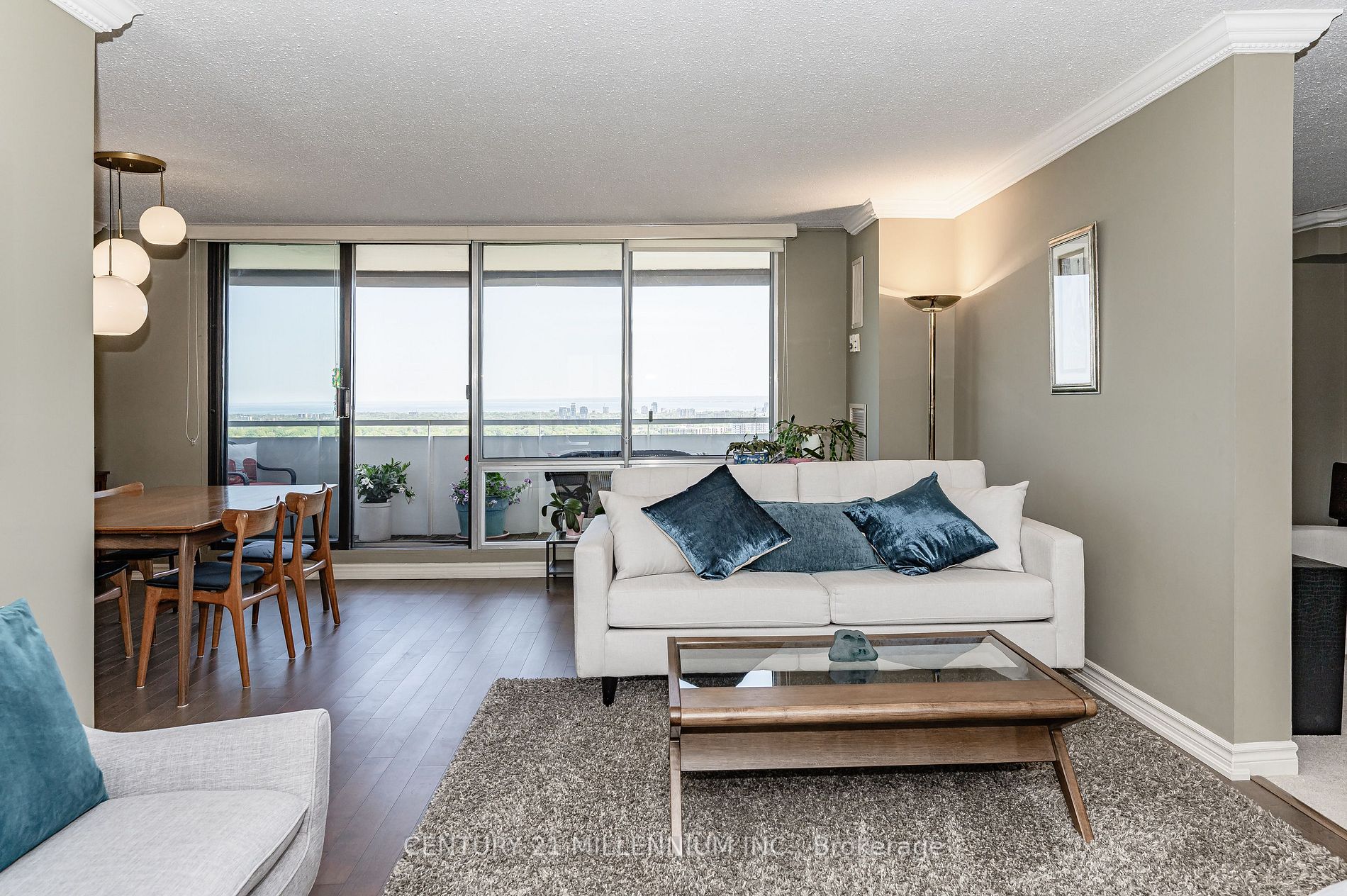 2055 Upper Middle Road, #1605