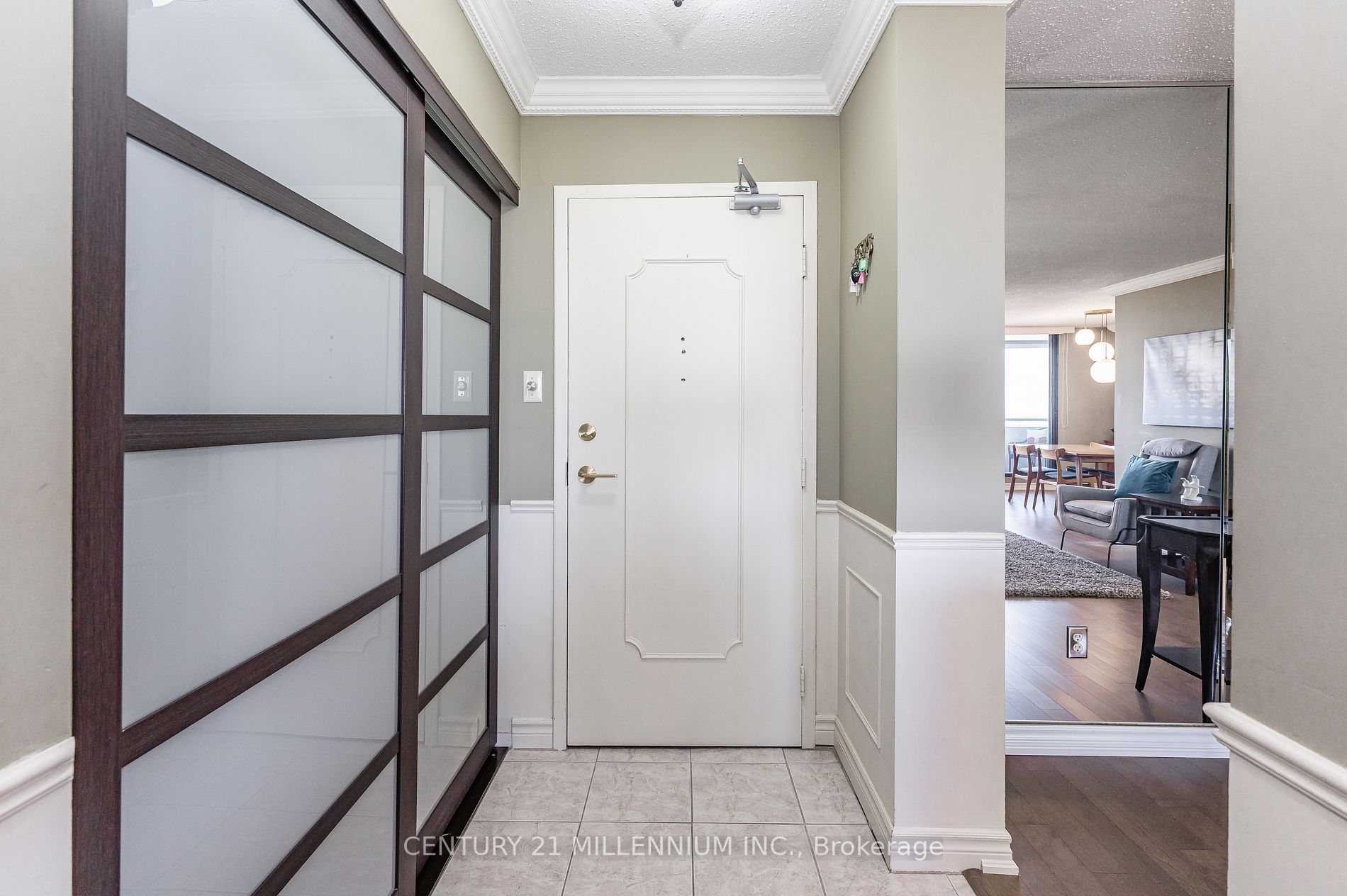 2055 Upper Middle Road, #1605