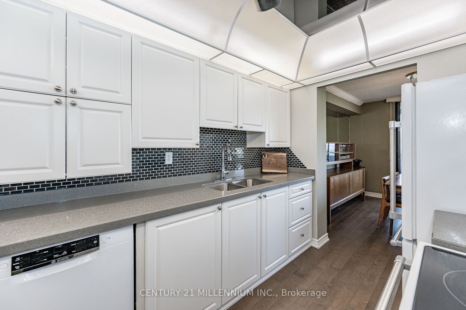 2055 Upper Middle Road, #1605