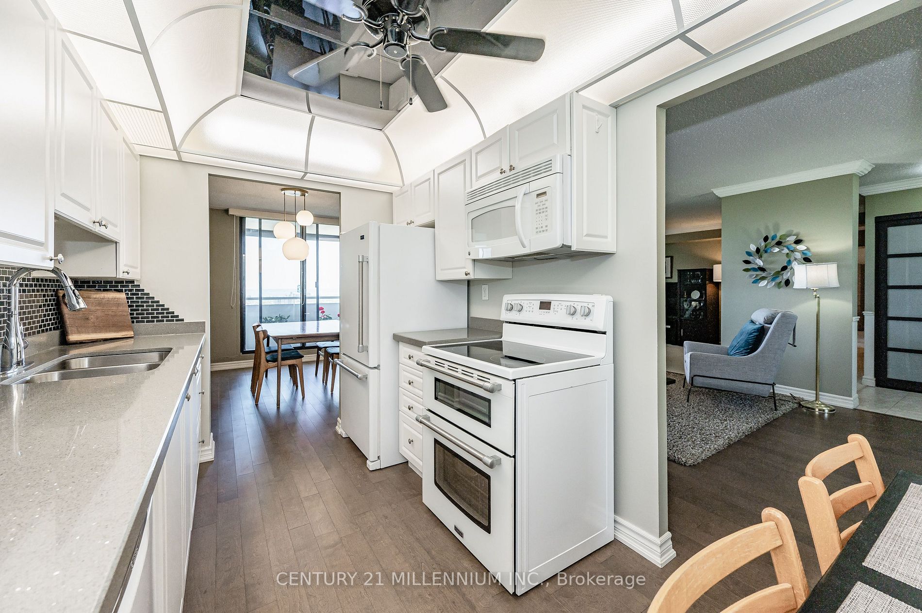 2055 Upper Middle Road, #1605
